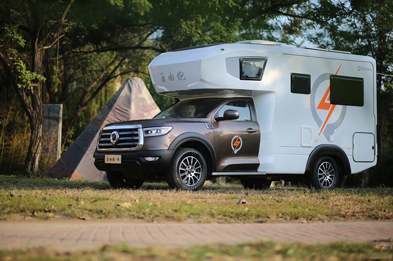 四驅強者，這幾款房車無畏崎嶇