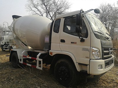 福田瑞沃5-7方混凝土攪拌車(chē)